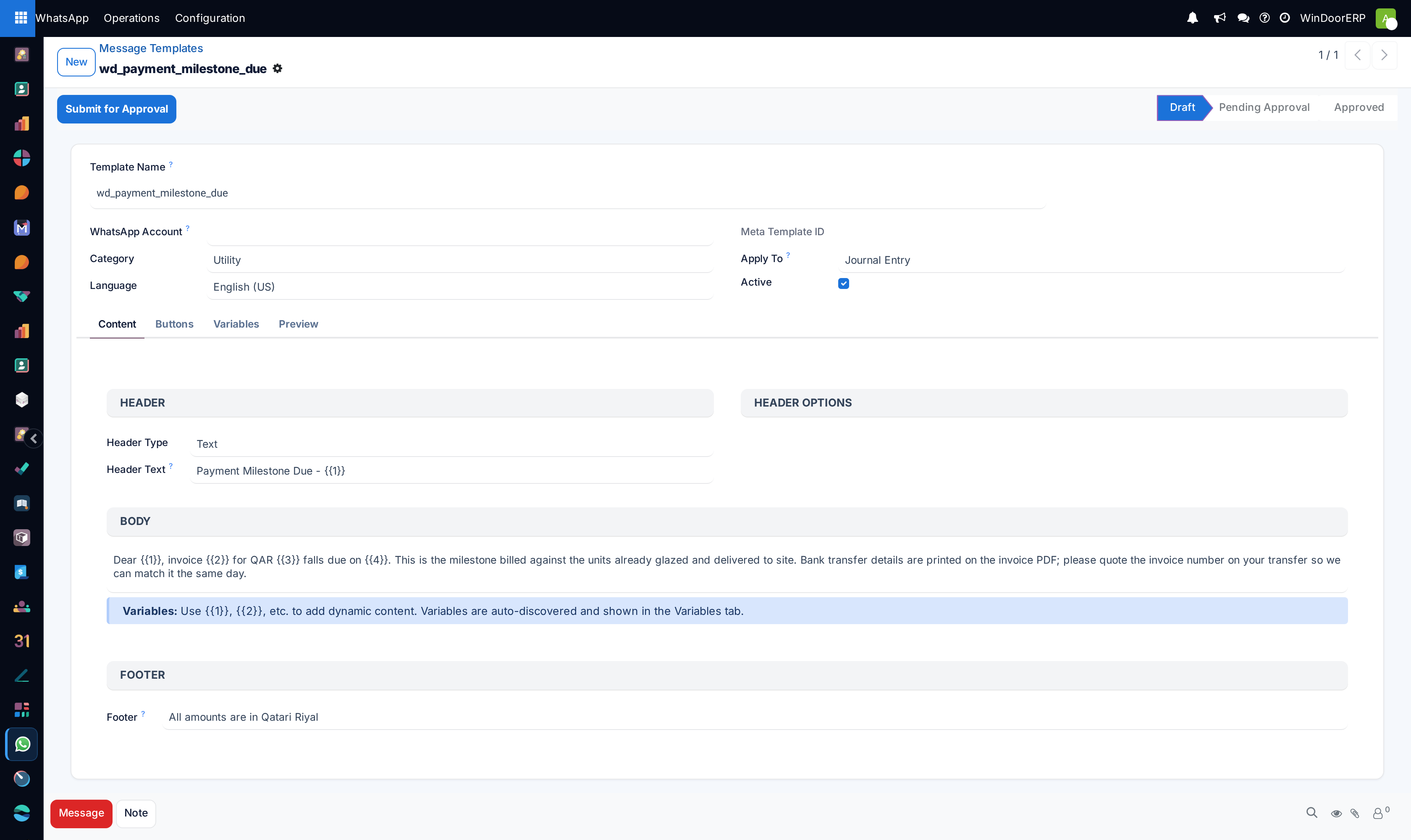 A template form with the body and its numbered placeholders, the variable mapping tab and the WhatsApp-style preview